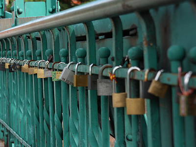 Εκατοντάδες τα λουκέτα στις οικοδομικές επιχειρήσεις